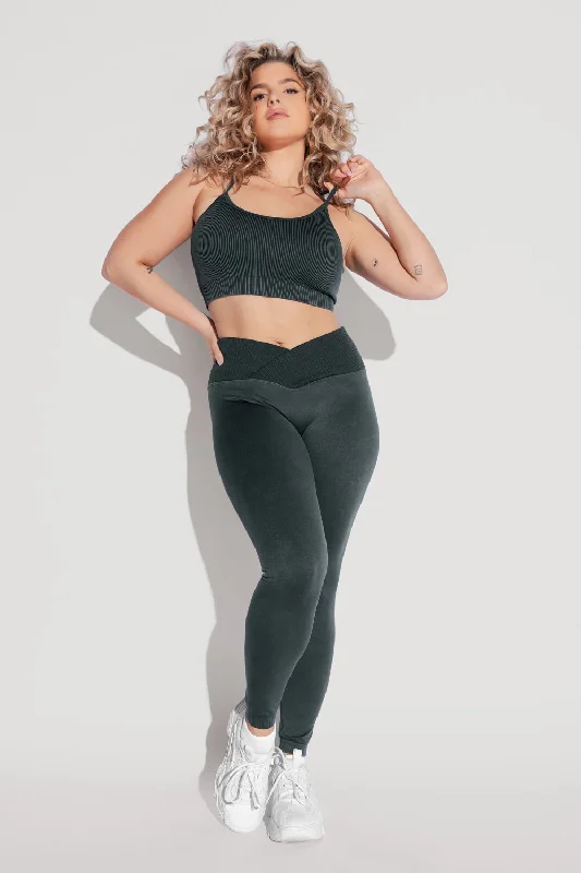 Elegant Women's Evening Garments Crisscross Hourglass® Seamless Legging - Magical Forest