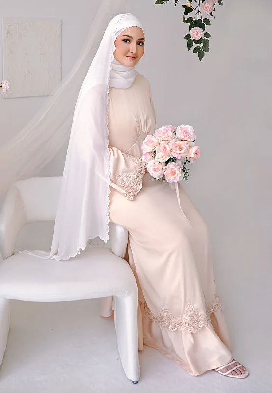 Elegant Women's Evening Garments Valentina Romance Satin Lace Jubah Dress