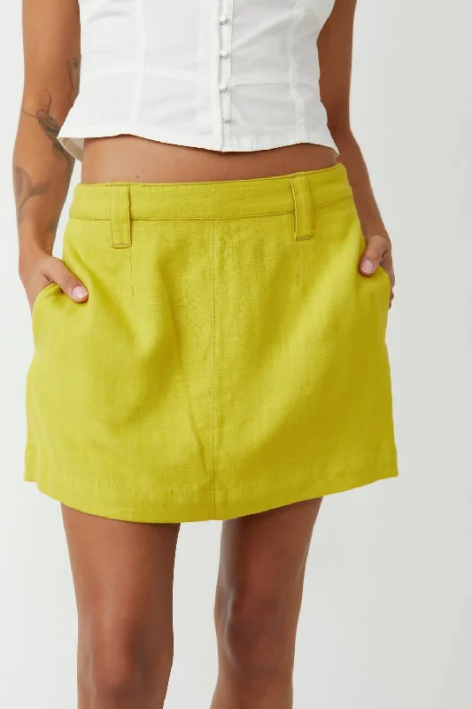 Plus Size Women Wear Can't Blame Me Mini Skirt In Citronelle